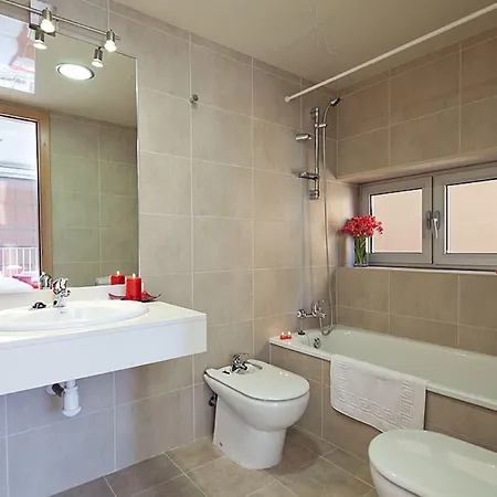 Charmsuites Nou Rambla Apartment