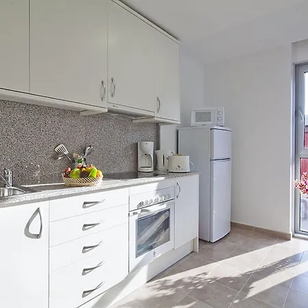Apartment Charmsuites Nou Rambla Barcelona
