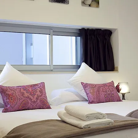 Apartment Charmsuites Nou Rambla Barcelona