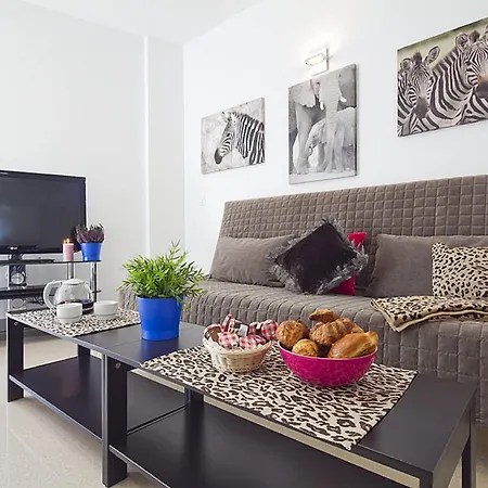 Apartment Charmsuites Nou Rambla Barcelona
