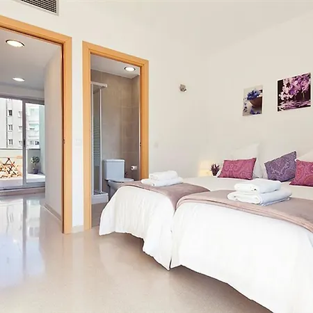 Apartment Charmsuites Nou Rambla Barcelona