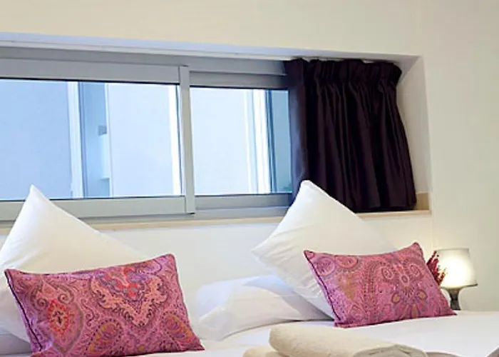 Charmsuites Nou Rambla Apartment