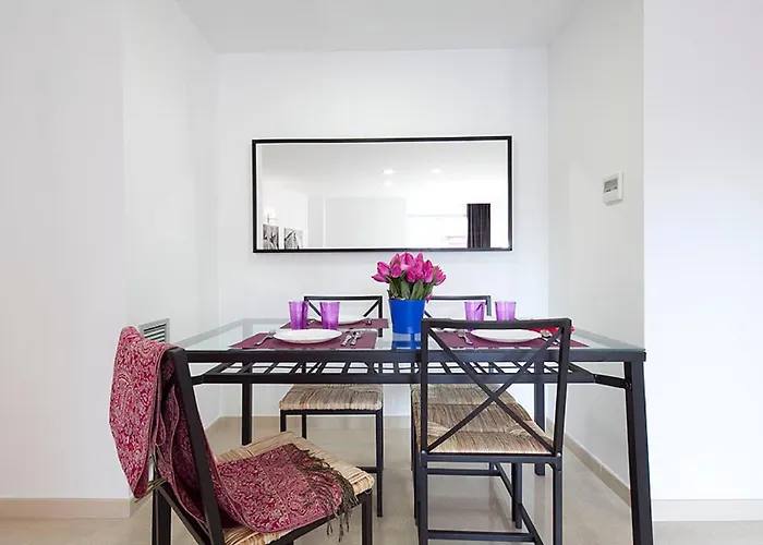 Charmsuites Nou Rambla Apartment