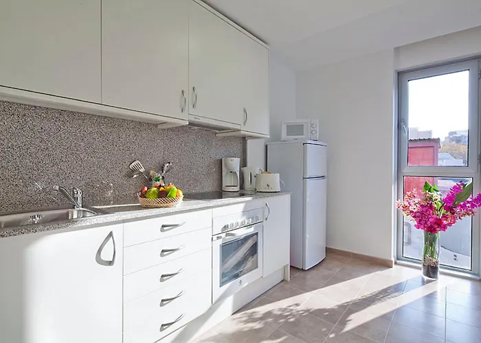 Apartment Charmsuites Nou Rambla Barcelona