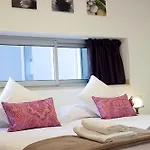 Charmsuites Nou Rambla Apartment