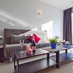 Charmsuites Nou Rambla Apartment *