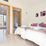 Appartamento Charmsuites Nou Rambla Barcellona